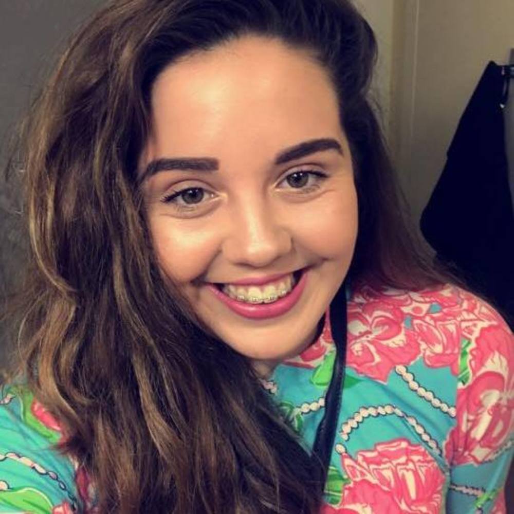 Meet your Posher, Alexis jalee